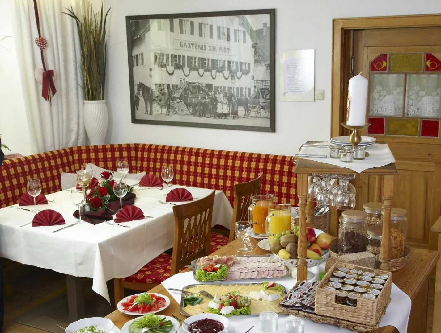 Guest house Gasthaus Zur Post Waal